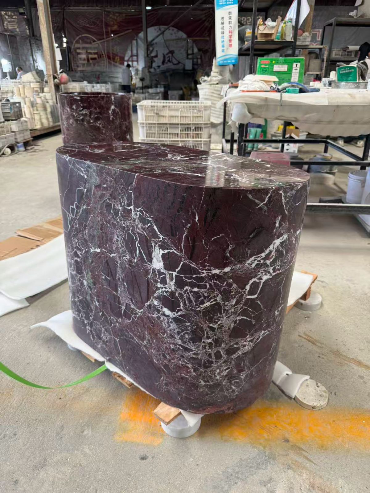 Rosso Lepanto Oval Table