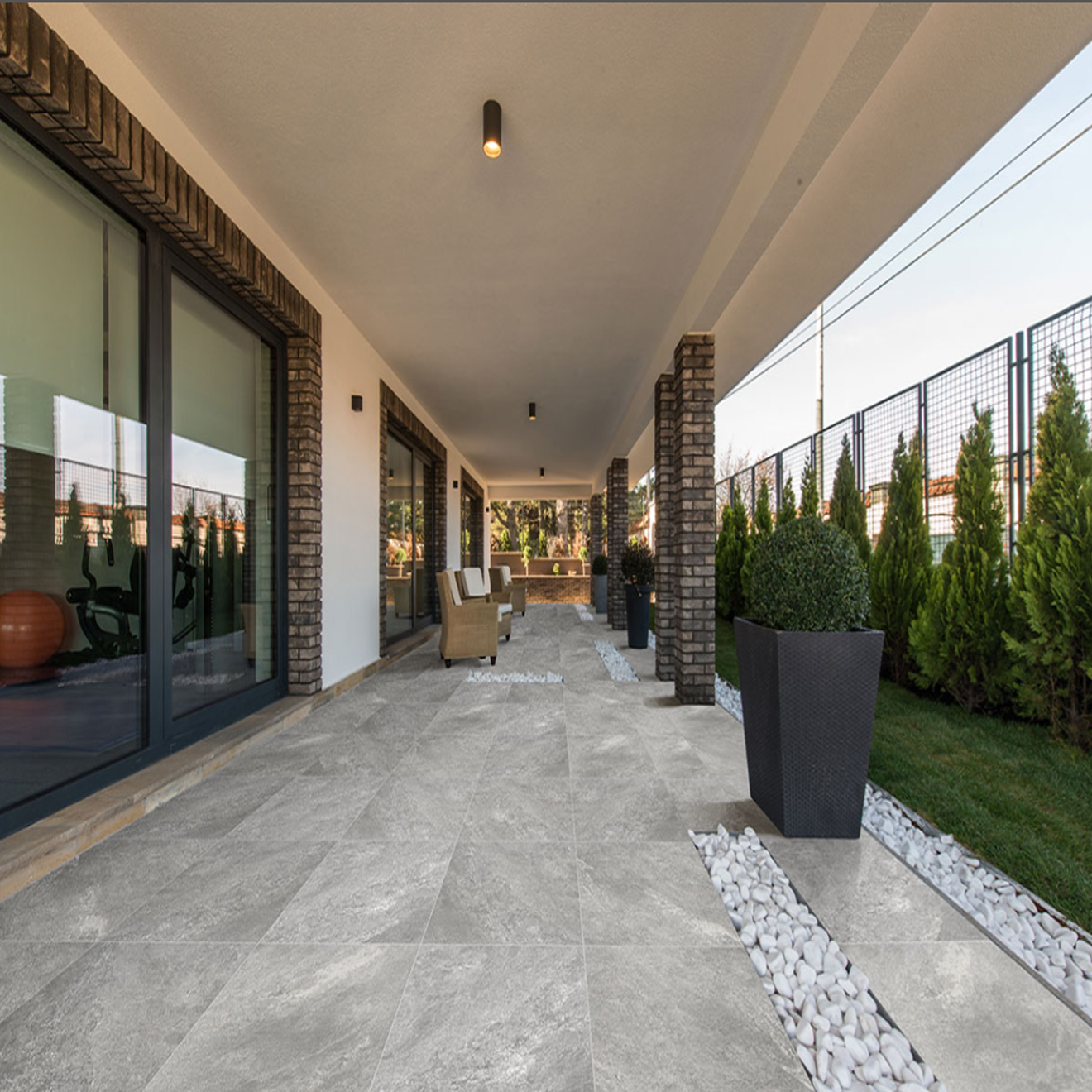 Arterra Paver Quartz Gray Matte 24"X 24"x 2CM