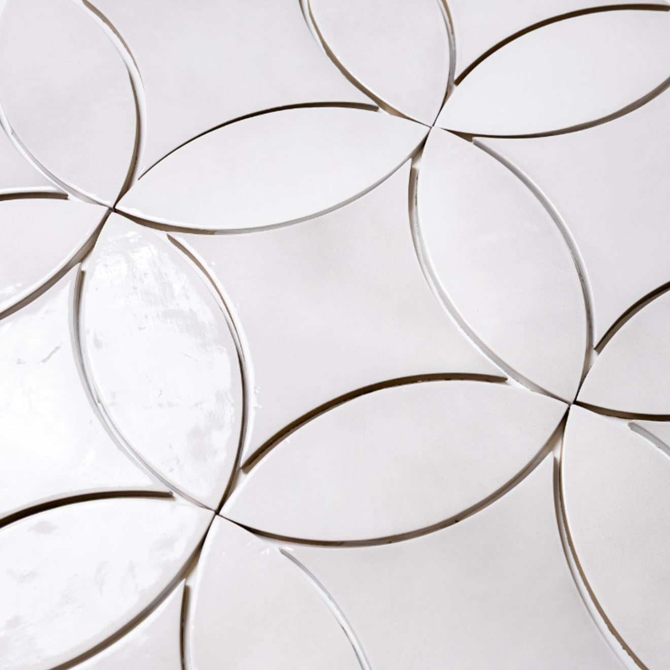 Legacy  Glossy Petal Pearl 3" x 8"