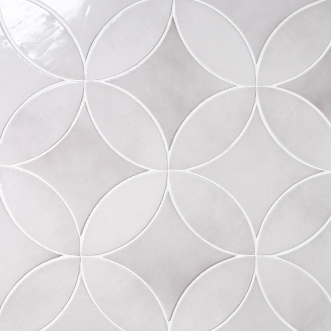 Legacy  Glossy Kite Pearl 6.5" x 6.5"