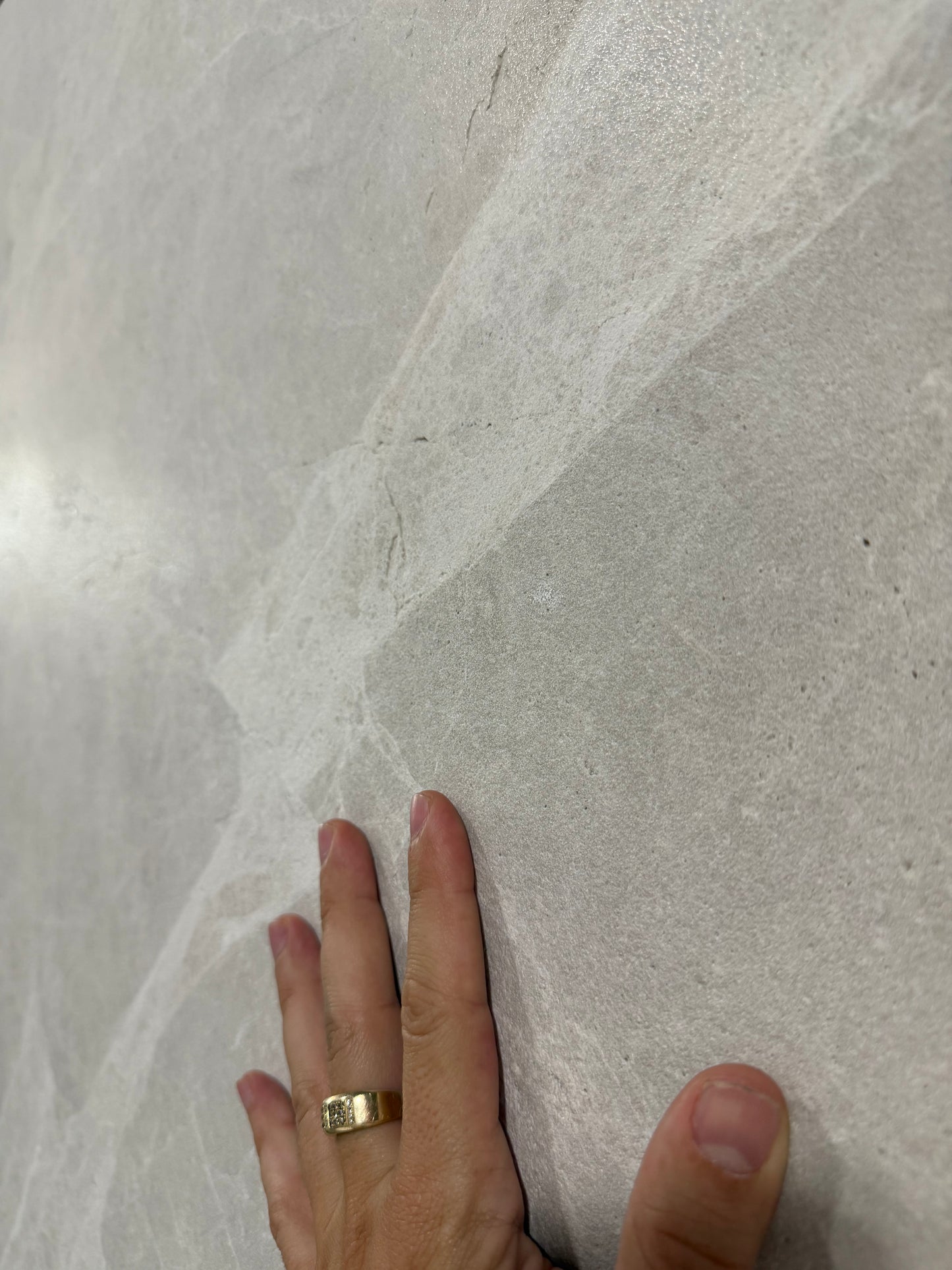 Ivory Emperador Marble 2CM